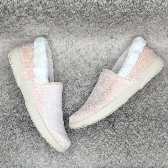 Vionic Clare Faux Fur Slipper Blush Pink Women's 8 - Picture 7 of 11